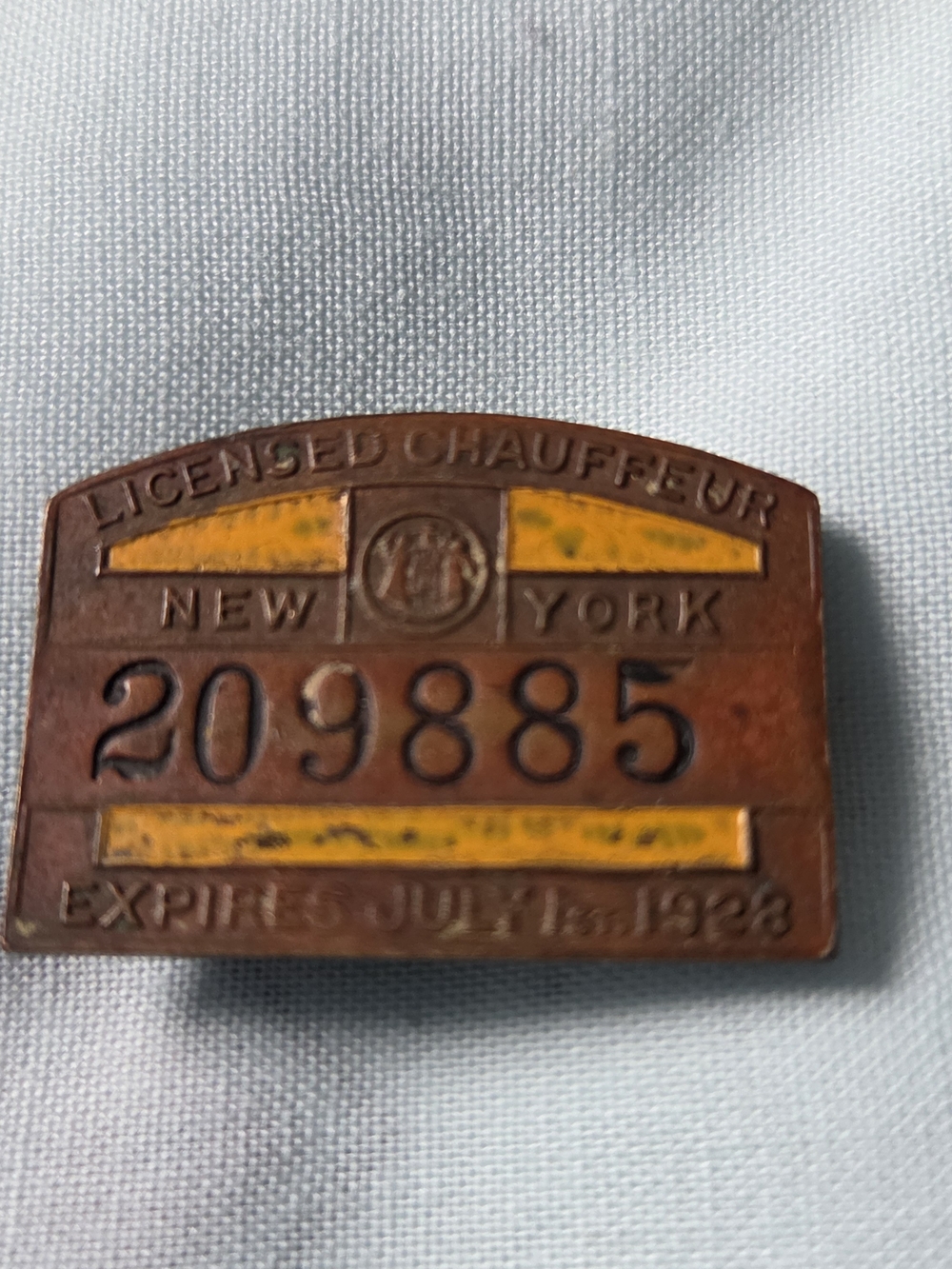 New York 1928 Vintage Licensed Chauffeur Badge - Brown/Yellow #cb2